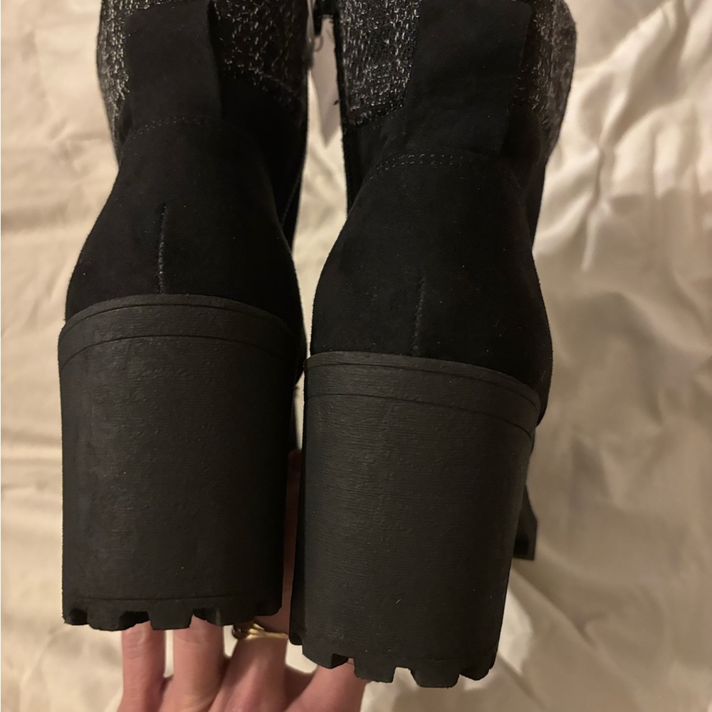 Sun + Stone Black Lace Up Boots BNWT no box - Picture 11 of 13